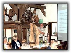 die Decke eines Wolfes wurde gezeigt